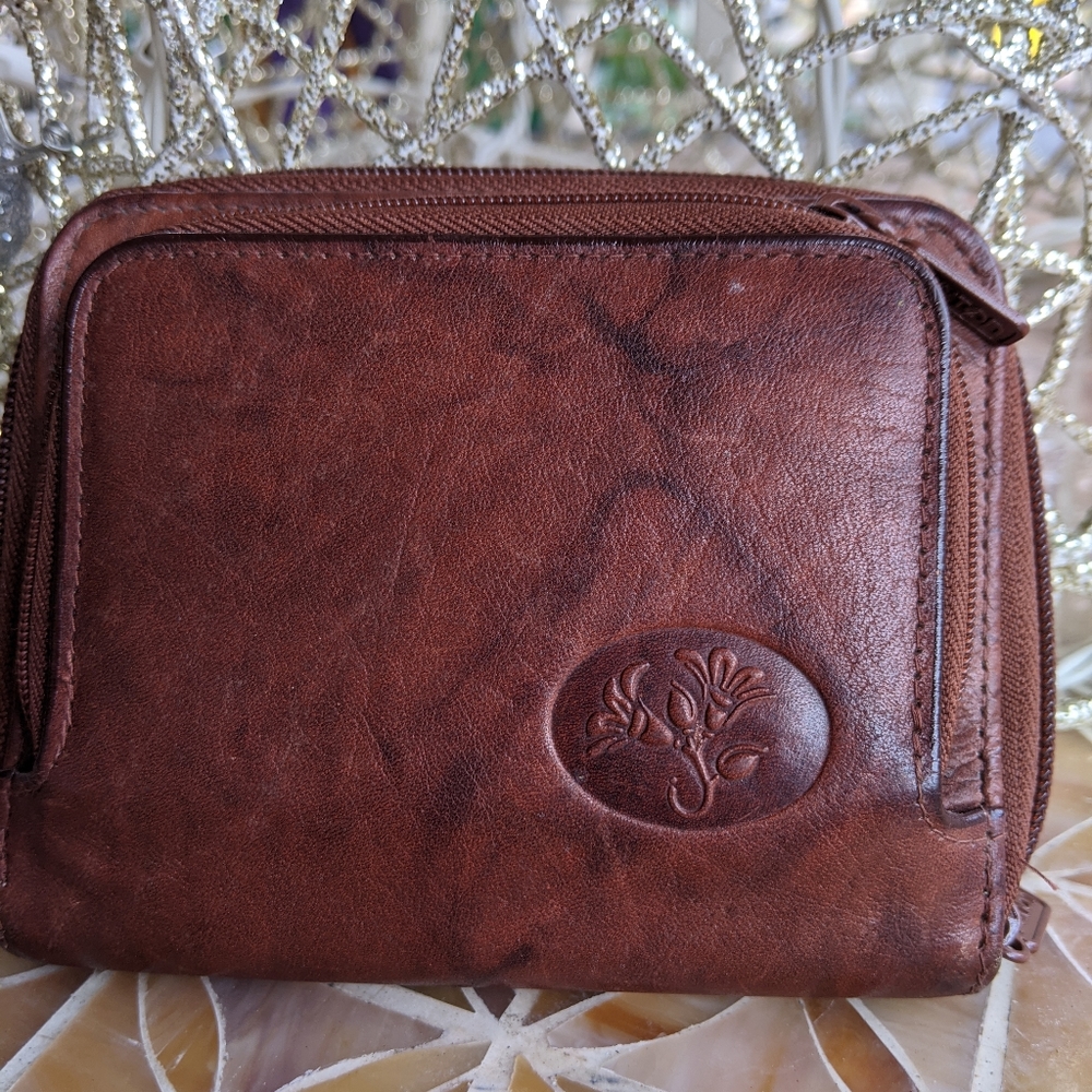 Buxton Brown Leather Wallet